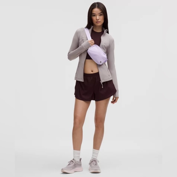 Lululemon Everywhere Belt Bag 1L- Lavender Frost - Picture 1 of 6